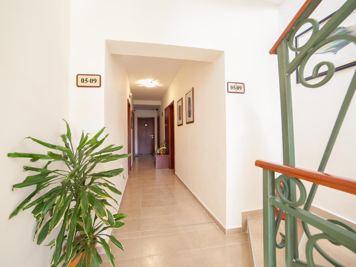 Apartments Krapina Lux Будва Екстериор снимка