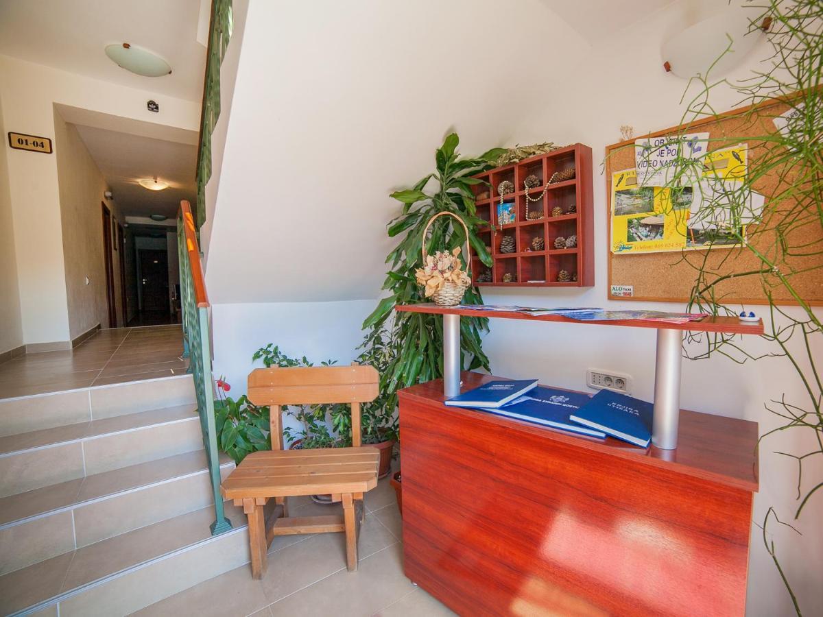 Apartments Krapina Lux Будва Екстериор снимка