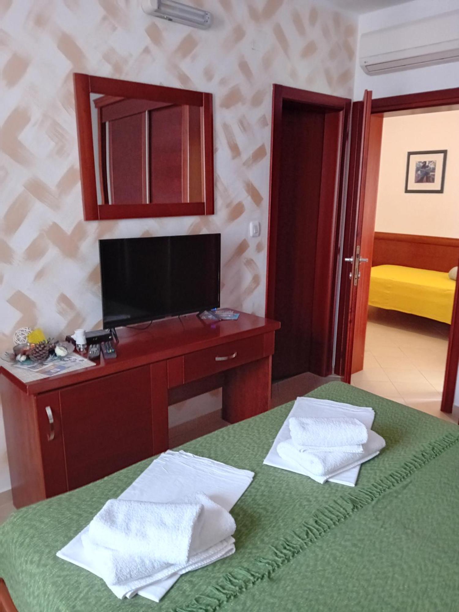 Apartments Krapina Lux Будва Екстериор снимка