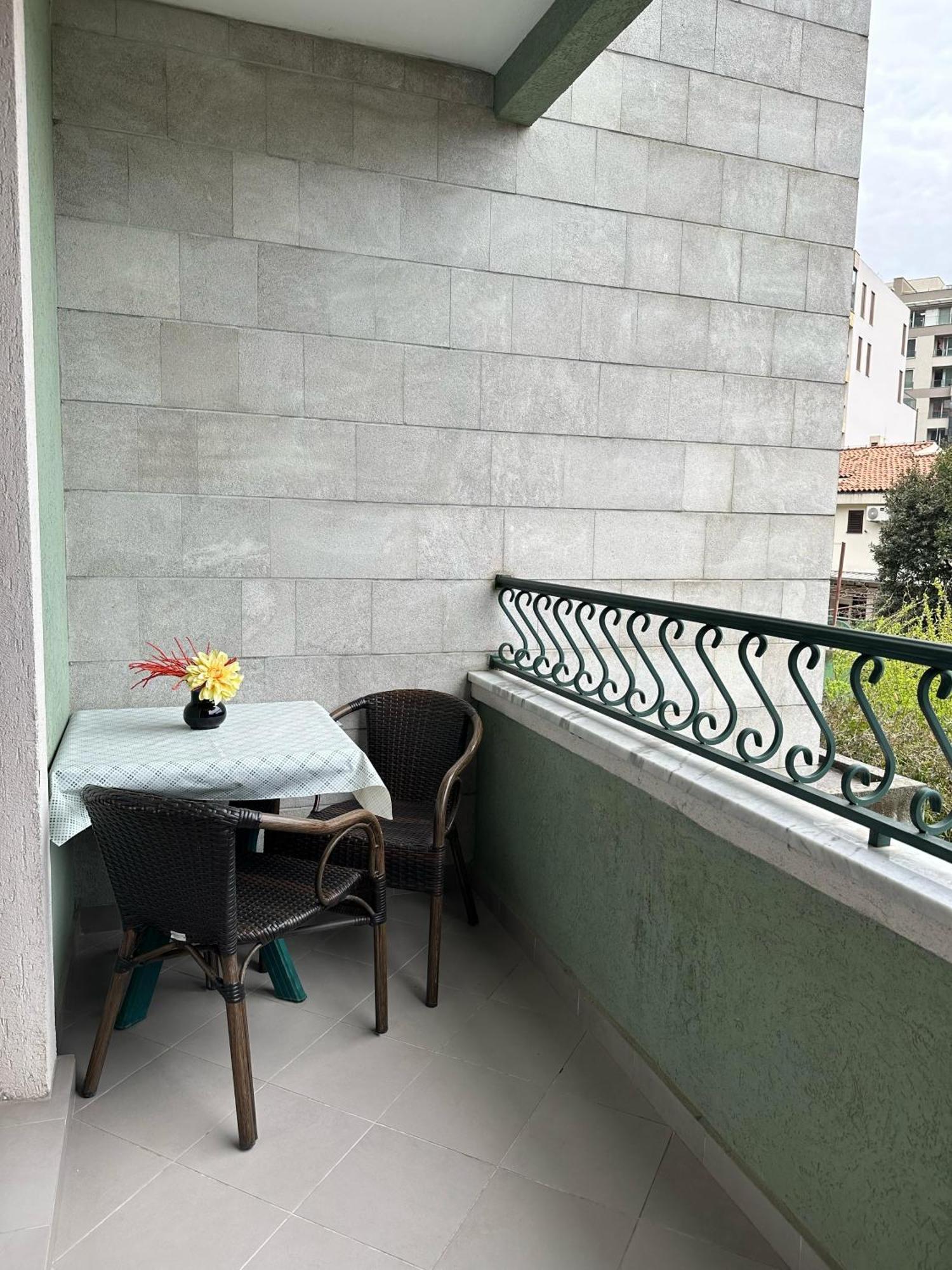 Apartments Krapina Lux Будва Екстериор снимка
